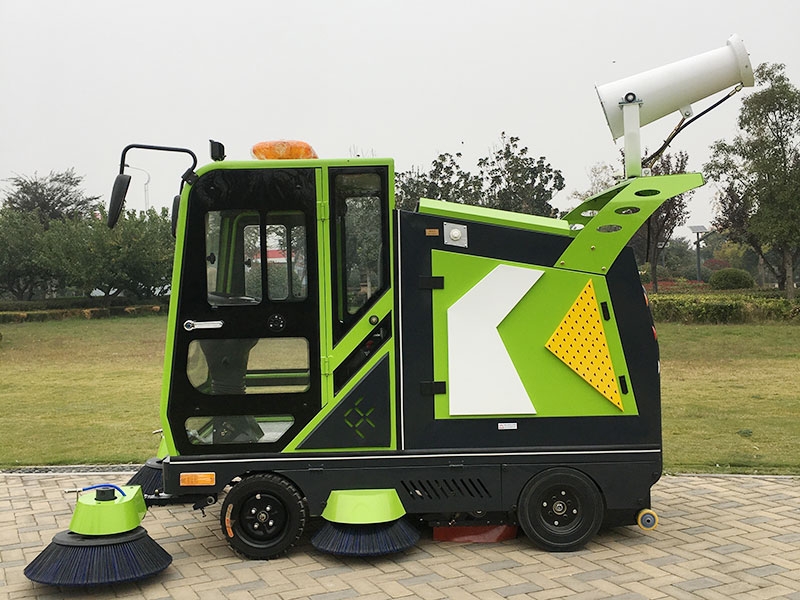 電動掃地車